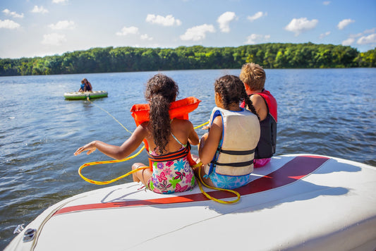 Going out to the lake this summer? Try these fun lake vacation games!