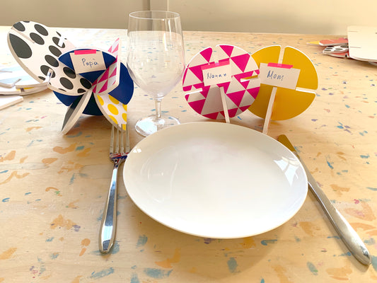 3 easy play ideas for your Thanksgiving kids table